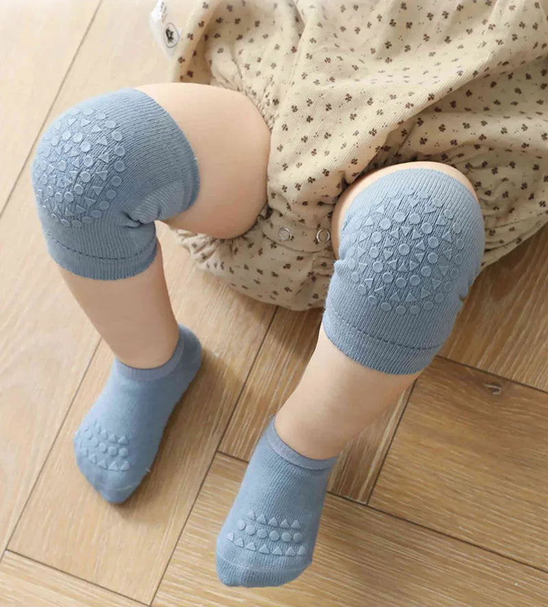 Baby Crawling Safety Set – Knee Pads & Anti-Slip Socks